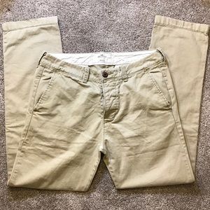 Hollister Men’s Khaki Chino Pant, 31x32